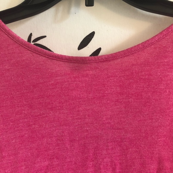 Pink flyaway tank with keyhole neck - Picture 4 of 5